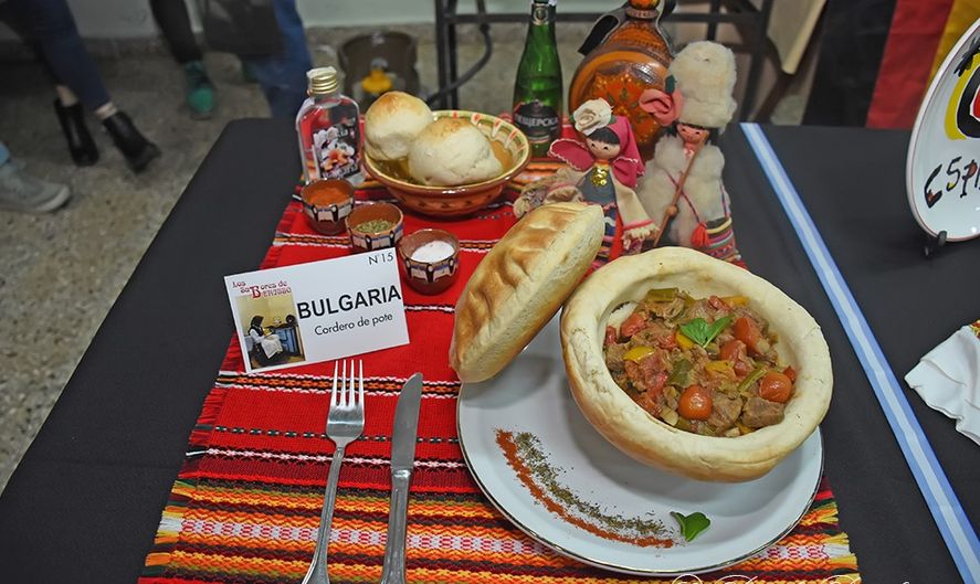 Una invitación a quienes se animen a contar la historia de su familia a través de un plato típico