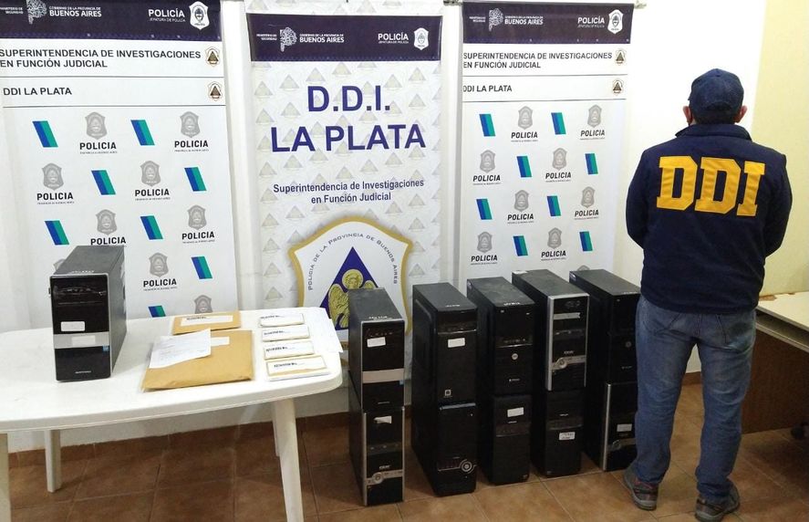 La Plata: Buscan a una abogada que habría cometido estafas con Incluir Salud