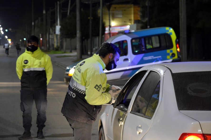 La Municipalidad de La Plata realiza asiduamente controles en vehículos (Imagen de archivo)