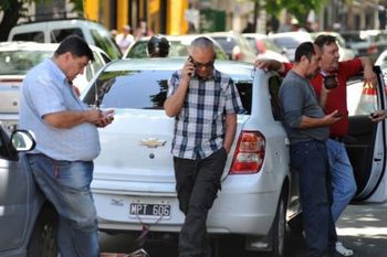 El remís está más caro tras un aumento del 15%