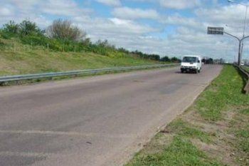 moron: hallan el cuerpo de una mujer prendiendose fuego y todo es misterio