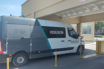 megaoperativo de arba detecta miles de metros sin declarar en countries de bahia blanca