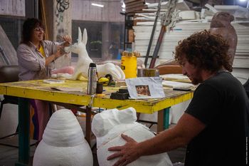 Taller de Realización de Utilería Escénica, en la preproducción de la ópera Aida de Giuseppe Verdi.