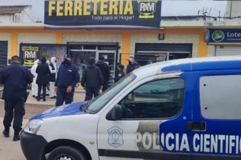 El ferretero disparó contra el delincuente dentro del negocio