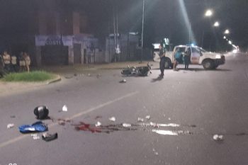 El motociclista murió al chocar en 137 y 528
