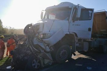 monte: una mujer murio y otra quedo grave en un choque en la ruta 3