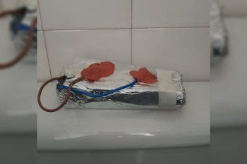 Este fue una de las bombas que encontraron en la Torre I de La Plata. No era un explosivo.