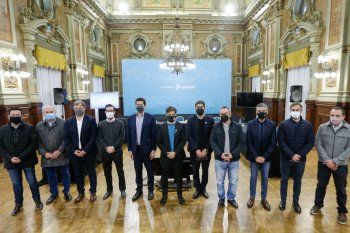 Axel Kicillof anuncia el FIM 2022 con intendentes bonaerenses