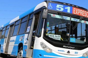 El colectivero fue baleado en el abdomen y lo operaron