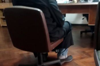 El cura se presentó este mediodía en la UFI N° 11 de La Plata