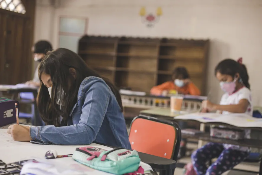 Se trata de un incrmeento en los montos destinados a desayuno, merienda y comedor de las escuelas de la Provincia