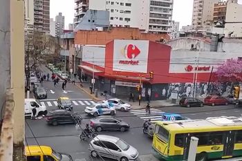 avellaneda: el video con barras de independiente a los tiros