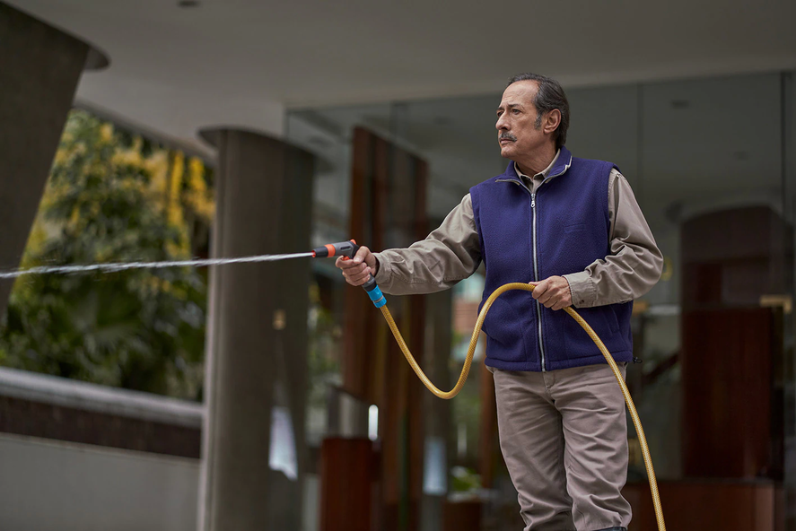 Este miércoles se estrena "El Encargado" en Star+, una serie argentina que protagoniza Guillermo Francella junto a un gran elenco.