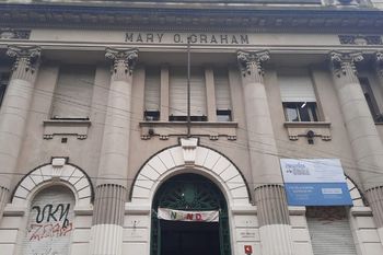 la plata: detectaron alacranes en el normal 1
