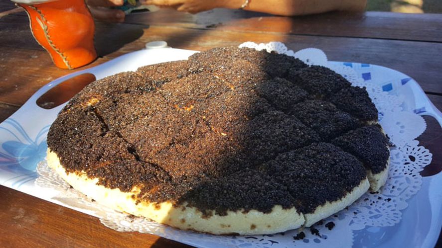 Gastronomía bonaerense: En Tapalqué, las facturas se realizan en moldes pizzeros logrando un resultado imperdible.