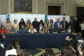 Diputados y senadores del Frente de Todos convocaron a una sesión especial para repudiar el ataque contra la vicepresidenta. Será el lunes en la Legislatura.