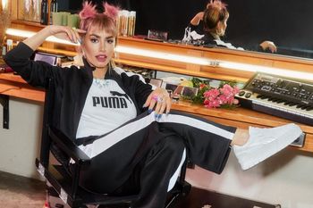 Lali le dedicó un video especial a una nena que sufre bullying en la escuela