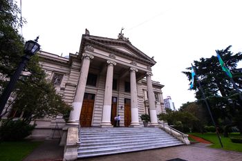 La legislatura bonaerense renovó parcialmente autoridades e INFOCIELO realizó la cobertura más completa.