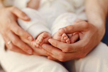 Las nuevas licencias parentales por maternidad y paternidad
