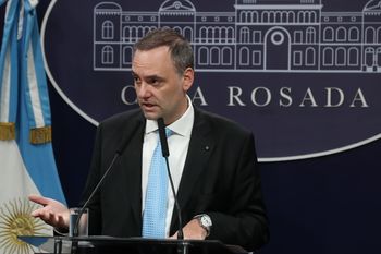 Manuel Adorni anunció que quieren eliminar las PASO.