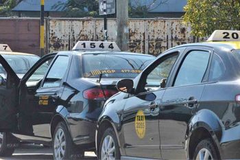 Mar del Plata: Taxistas trasladan su reclamo a los premios Estrella de Mar