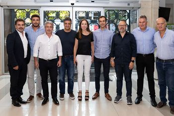 María Eugenia Vidal, enfrentada con los intendentes PRO por la ley contra las reelecciones indefinidas.