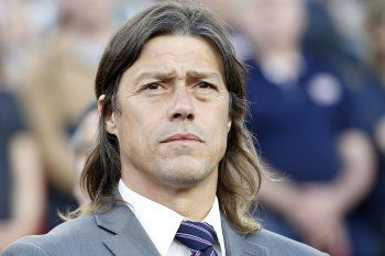 Almeyda contó que quiso comprar 55 mil vacunas para toda la población de Azul. 