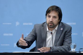 El ministro de Salud bonaerense confirmó que habrá cuarta dosis de la vacuna para inmunosuprimidos y mayores de 50 años que hayan recibido Sinopharm.