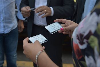 Los pases libres para personas con discapacidad servirán en los trenes