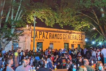 Roque Pérez: la 9° edición de La Noche de los Almacenes en fotos