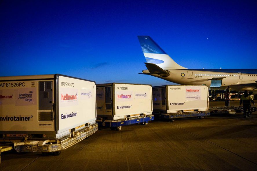 Llegará un nuevo vuelo con vacunas Sinopharm