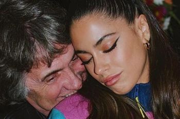 Tini stoessel suspendió sus shows por la salud de su padre