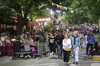 Vacaciones 2022: Creció el turismo en La Plata