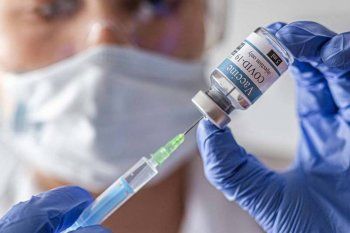 Vacunas: El 75% de los mayores de 18 tiene una dosis