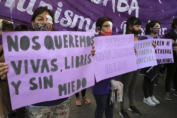 casi la mitad de las mujeres bonaerenses son o fueron victimas de violencia de genero