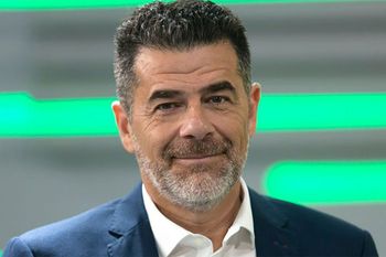 julian weich esta en terapia intensiva por covid