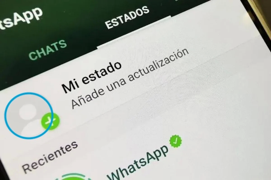 Con su nueva actualización, la plataforma de WhatsApp Web te permite poner estados desde la computadora.