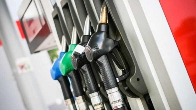 La venta de combustibles cayó 