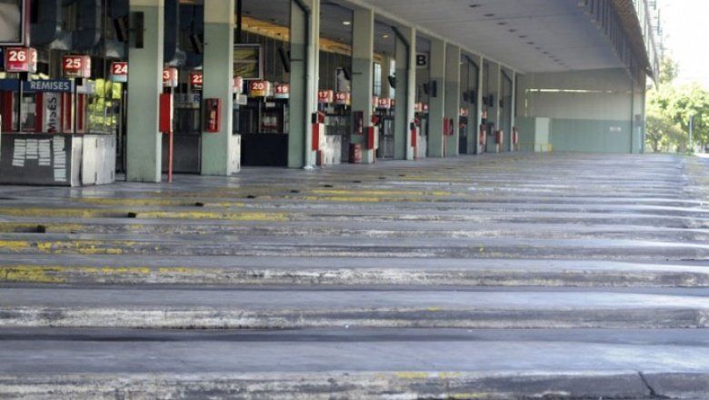 Se extiende el paro de la UTA y afectará el transporte en todo el ...