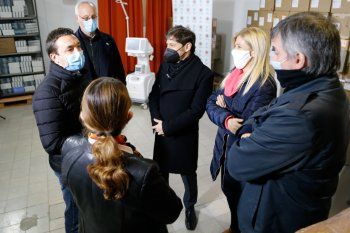 con maximo kirchner, kicillof continuo con la entrega de respiradores