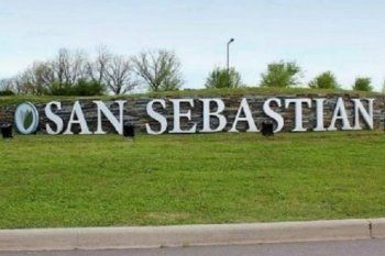 tres delincuentes rompieron un alambrado y asaltaron a un hombre en un country