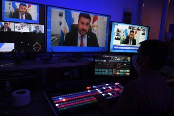 sin juntos por el cambio, la comision bicameral avalo el dnu sobre telecomunicaciones