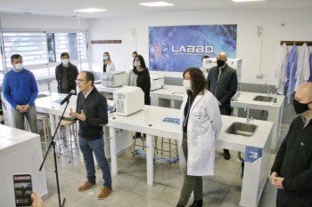 inauguran en bolivar un importante laboratorio de biologia molecular para agilizar el analisis de covid-19