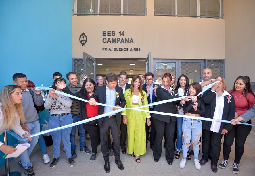 Educación: Axel Kicillof inauguró una escuela secundaria en Campana