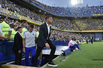 Complicado y aturdido: Boca no hace pie en su casa y su clasificación a los cuartos se sostiene por los puntos de visitante.