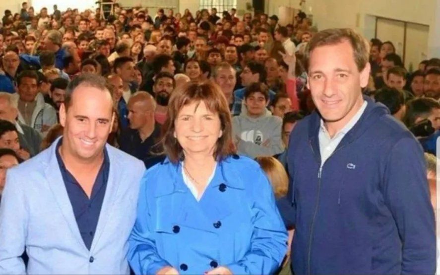 Palummo junto a Patricia Bullrich y el intendente Julio Garro. 