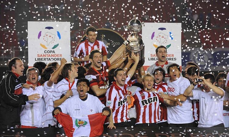 Resultado de imagen para libertadores estudiantes 2009