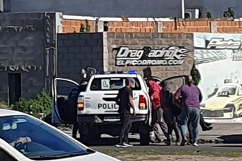 esteban echeverria: asesinaron a un policia y buscan a los agresores