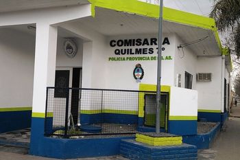 quilmes: una mujer policia salvo la vida de un bebe en una comisaria