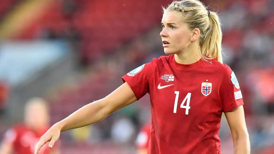 Ada Hegerberg, figura de Noruega, jugará su primer Mundial. En 2019 se bajó tras reclamar igualdad de derechos y no ser escuchada.